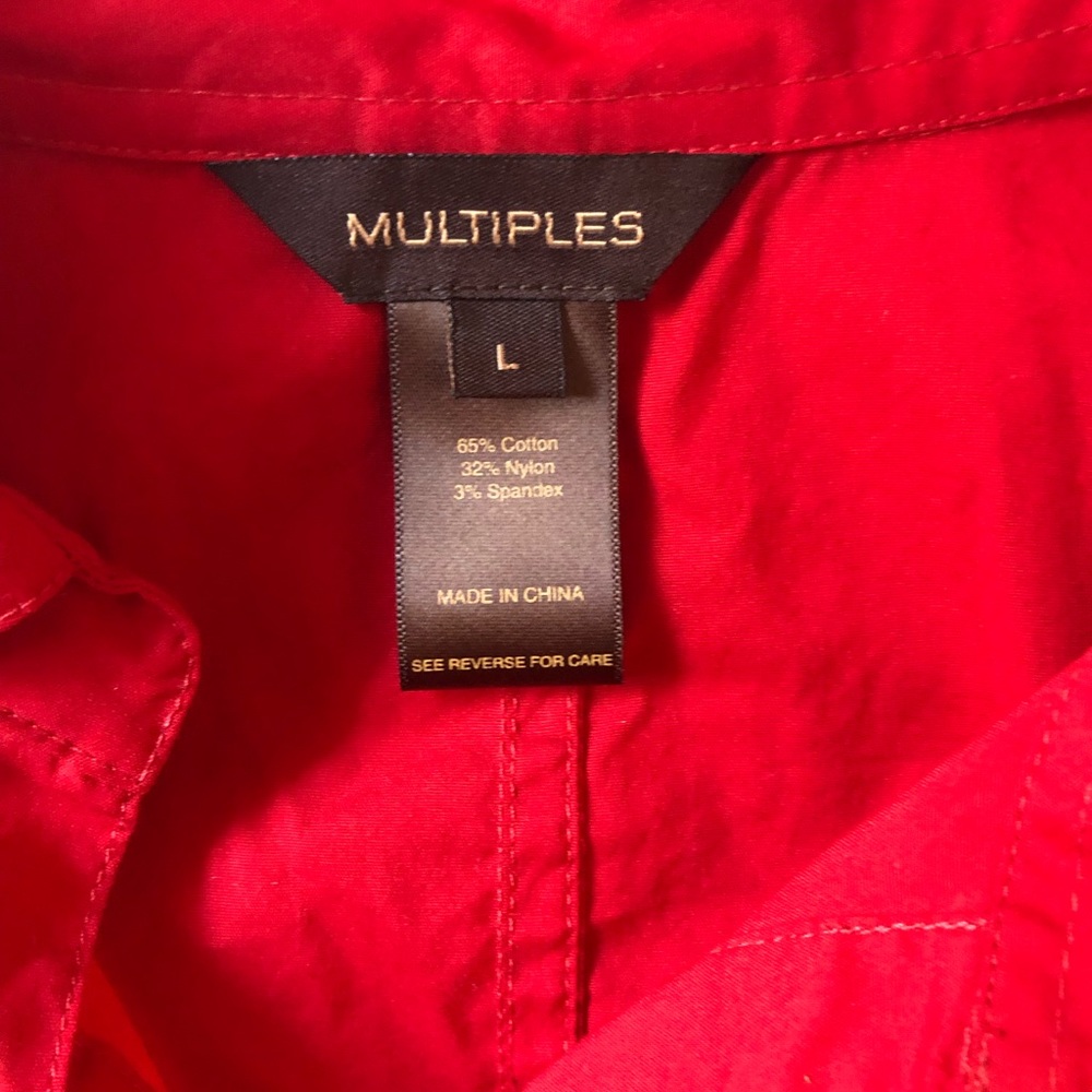RED button up blouse - Picture 6 of 6